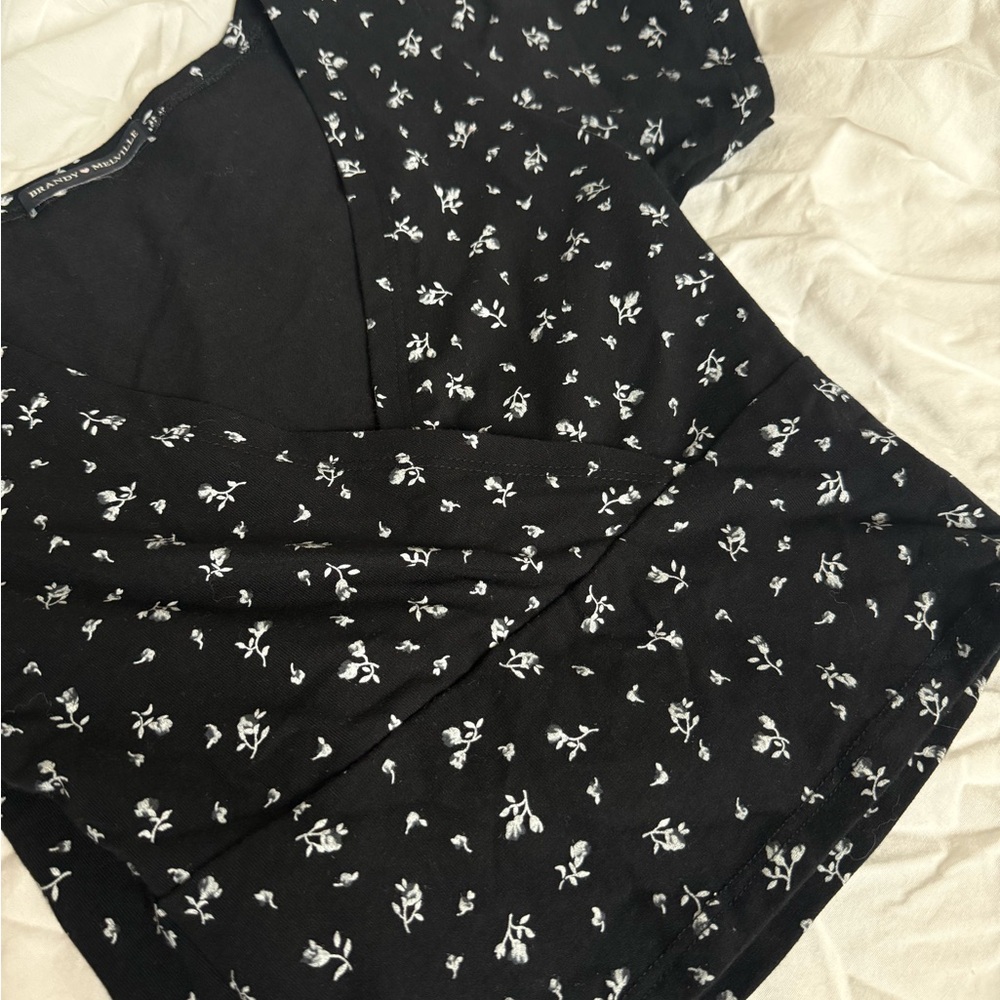 brandy black floral wrap tee